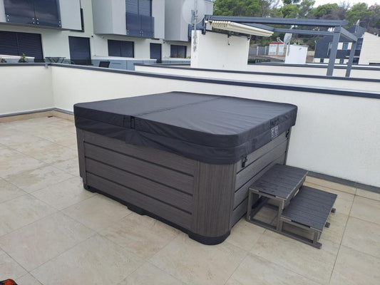 Ce accesorii sunt esențiale pentru jacuzzi-ul tău?